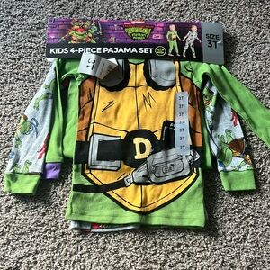 Never worn kids pajamas